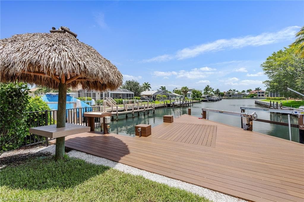 517 Barfield Dr, Marco Island, FL 34145-39