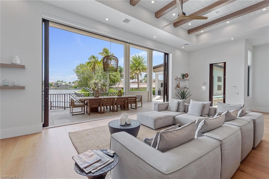 517 Barfield Dr, Marco Island, FL 34145-5