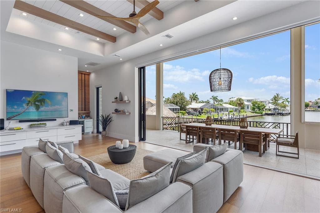 517 Barfield Dr, Marco Island, FL 34145-6