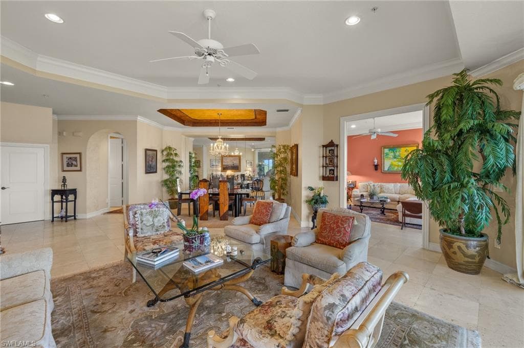 1530 Star Point Ln 4-403, Naples, FL 34112-25