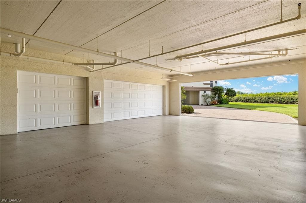 1530 Star Point Ln 4-403, Naples, FL 34112-42