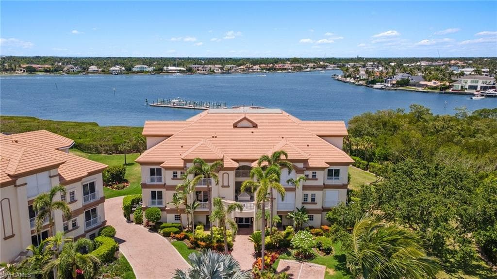 1530 Star Point Ln 4-403, Naples, FL 34112-44