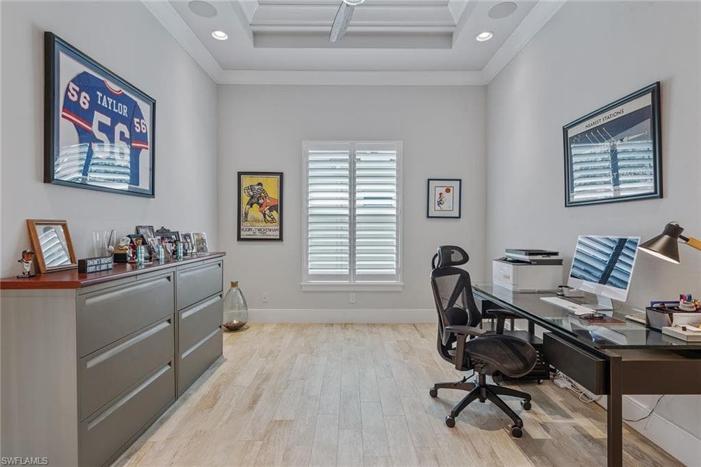 3159 Heather Glen Ct, Naples, FL 34114-25
