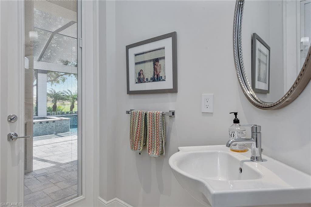 3159 Heather Glen Ct, Naples, FL 34114-34