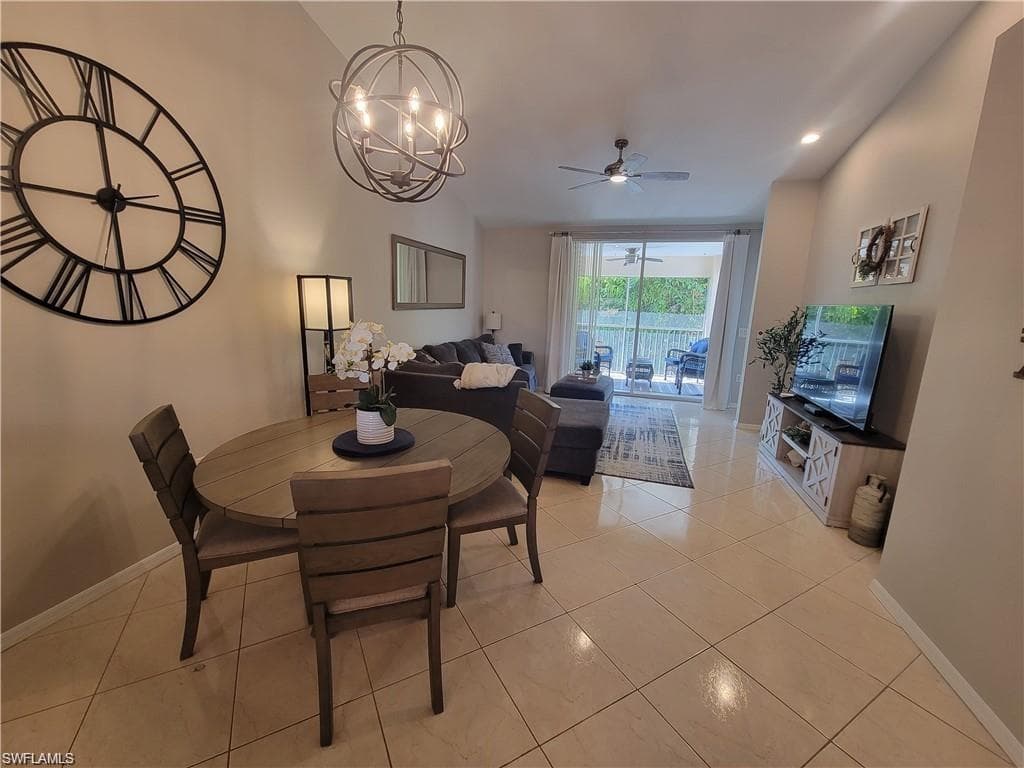 6655 Huntington Lakes Cir 202, Naples, FL 34119-9