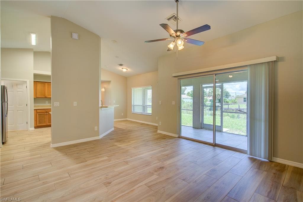 919 15th Pl, Cape Coral, FL 33991-11