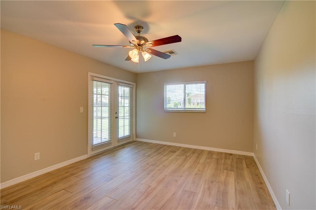 919 15th Pl, Cape Coral, FL 33991-20
