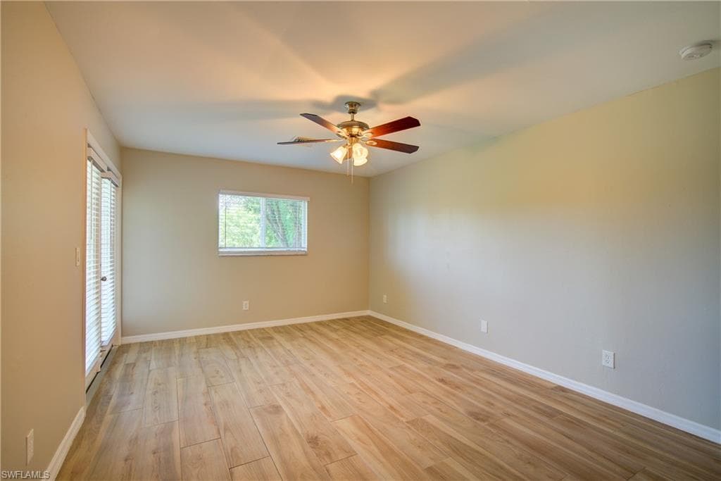 919 15th Pl, Cape Coral, FL 33991-21