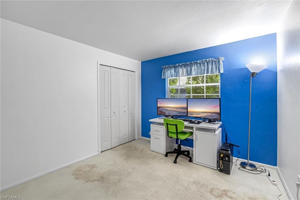 150 Big Springs Dr, Naples, FL 34113-13