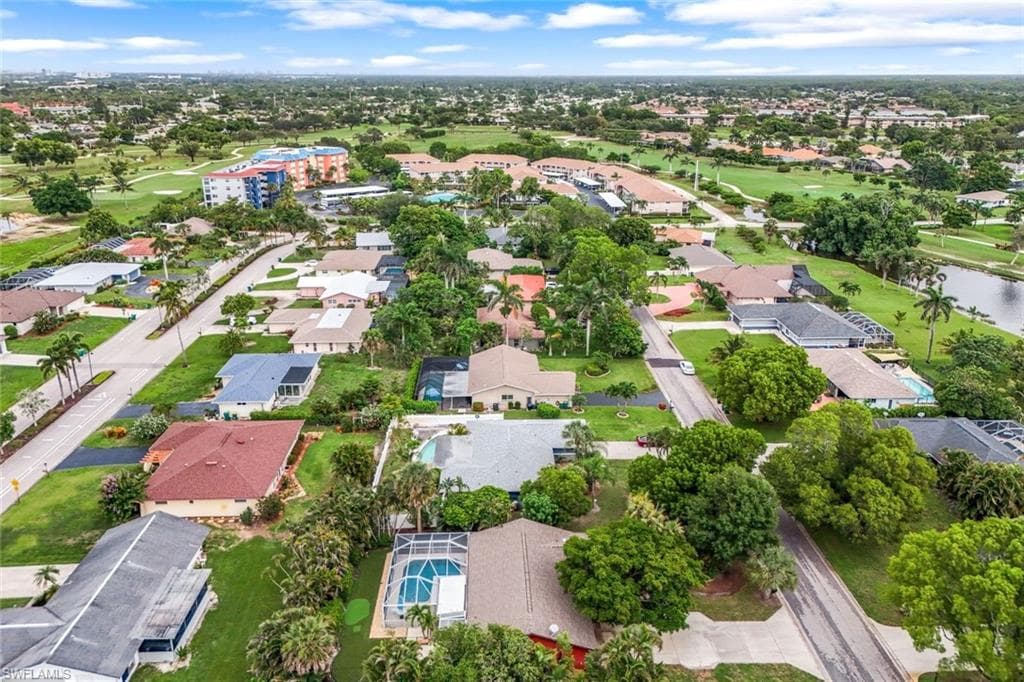 150 Big Springs Dr, Naples, FL 34113-22
