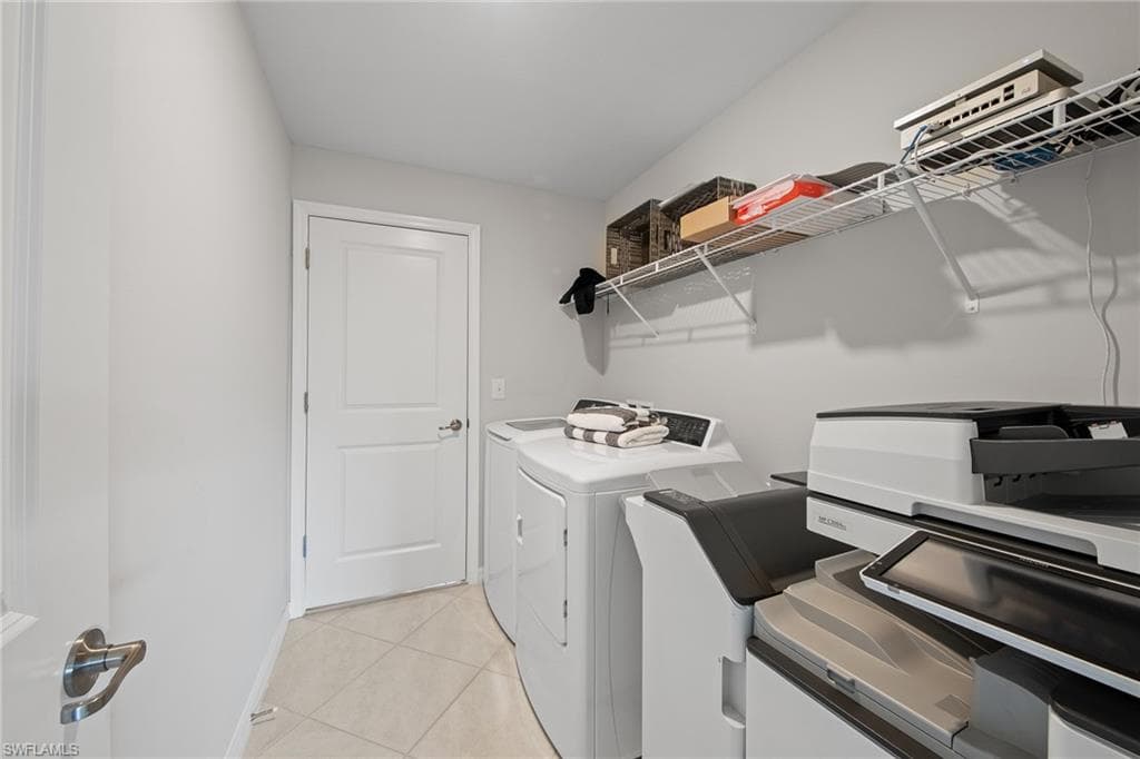 4139 Tulia Way, North Fort Myers, FL 33917-27
