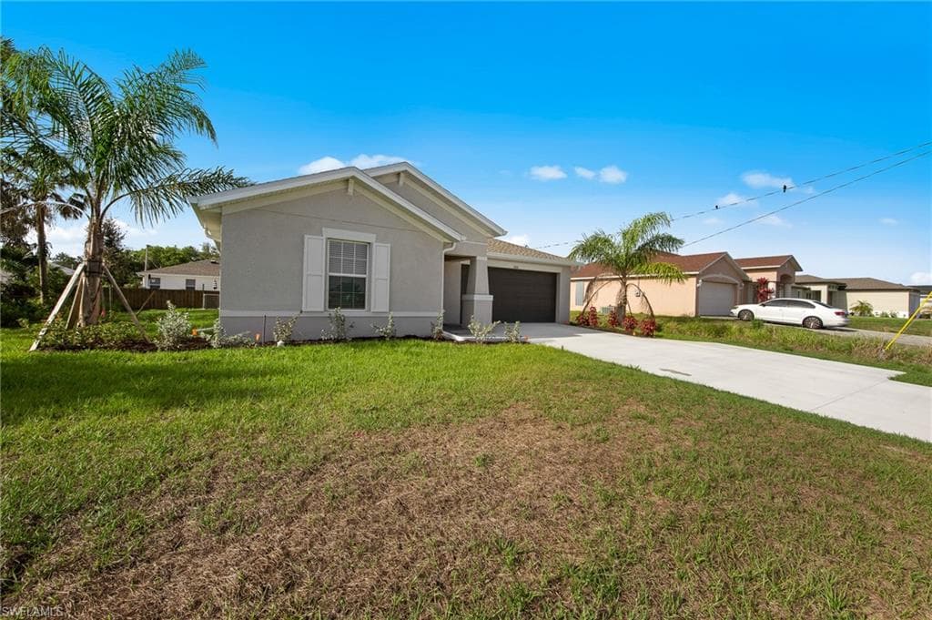 4139 Tulia Way, North Fort Myers, FL 33917-28
