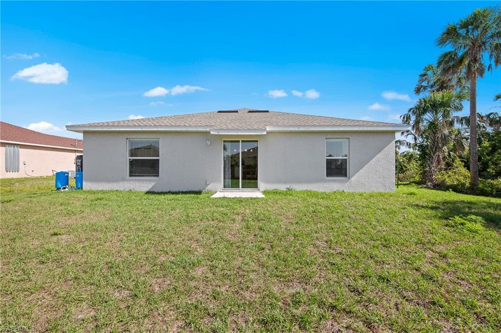 4139 Tulia Way, North Fort Myers, FL 33917-30