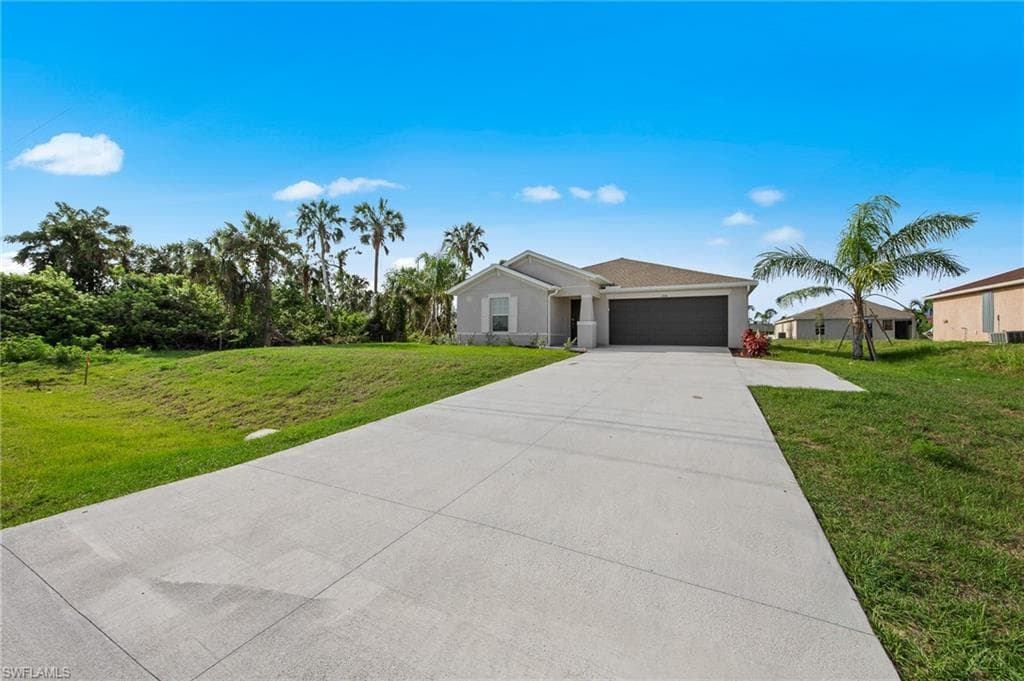 4139 Tulia Way, North Fort Myers, FL 33917-31