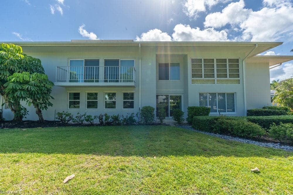604 12th Ave S 604, Naples, FL 34102-19