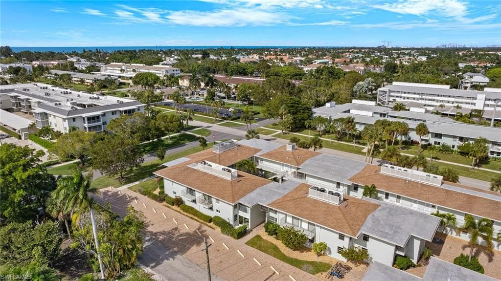 604 12th Ave S 604, Naples, FL 34102-32