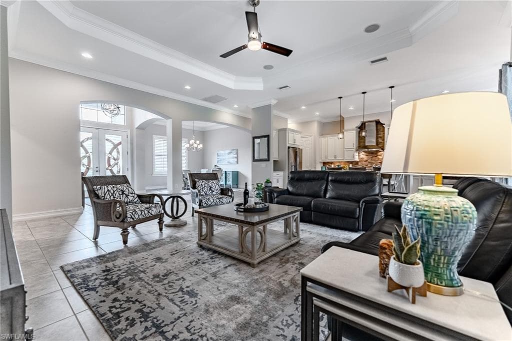1387 Mockingbird Dr, Naples, FL 34120-10