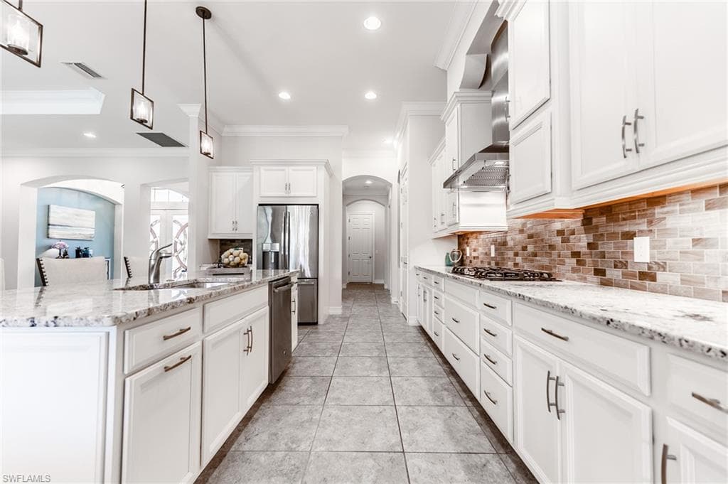 1387 Mockingbird Dr, Naples, FL 34120-16