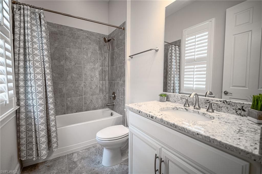 1387 Mockingbird Dr, Naples, FL 34120-28
