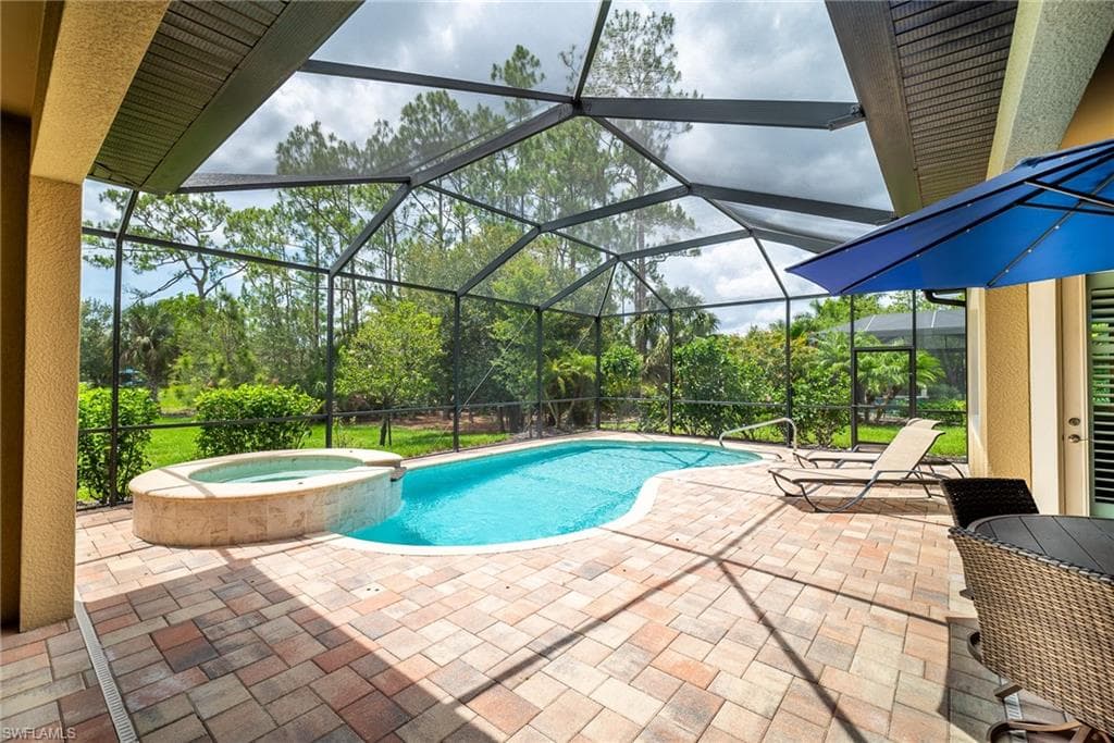 1387 Mockingbird Dr, Naples, FL 34120-37