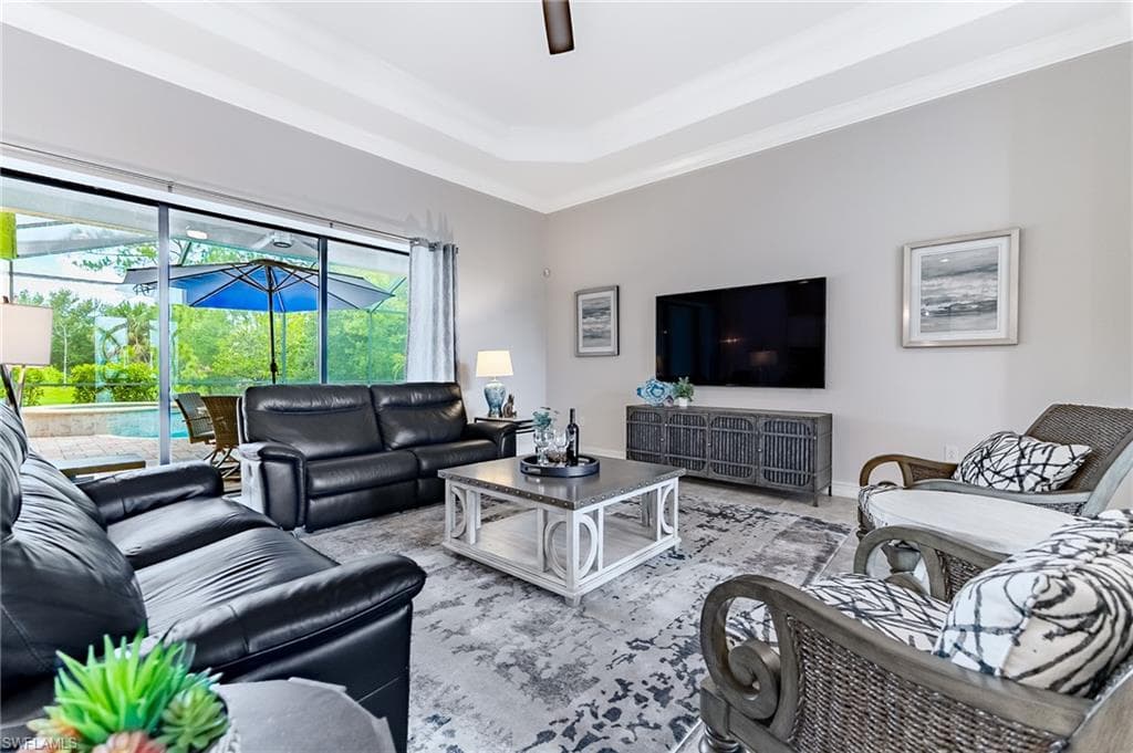 1387 Mockingbird Dr, Naples, FL 34120-4