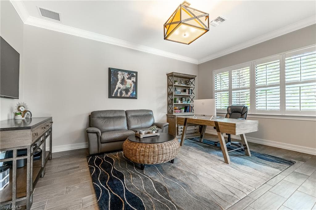 1387 Mockingbird Dr, Naples, FL 34120-4