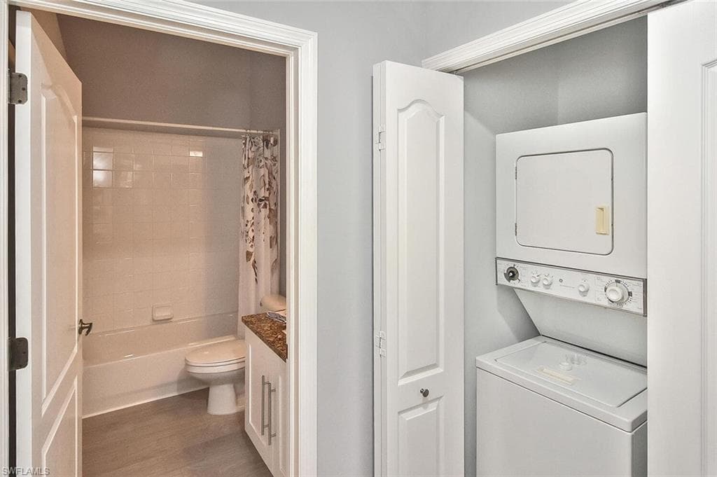 8075 Tiger Cv 1711, Naples, FL 34113-9