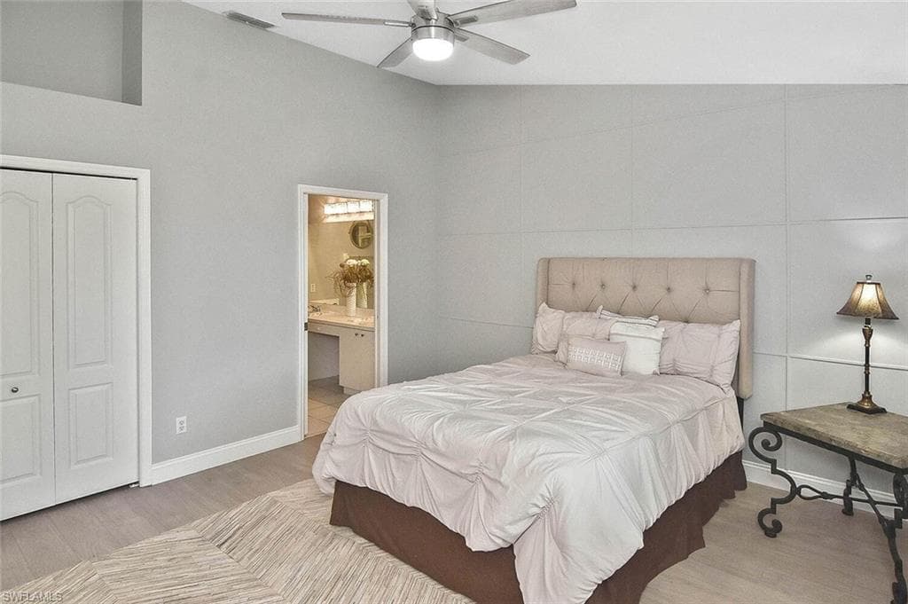 8075 Tiger Cv 1711, Naples, FL 34113-28