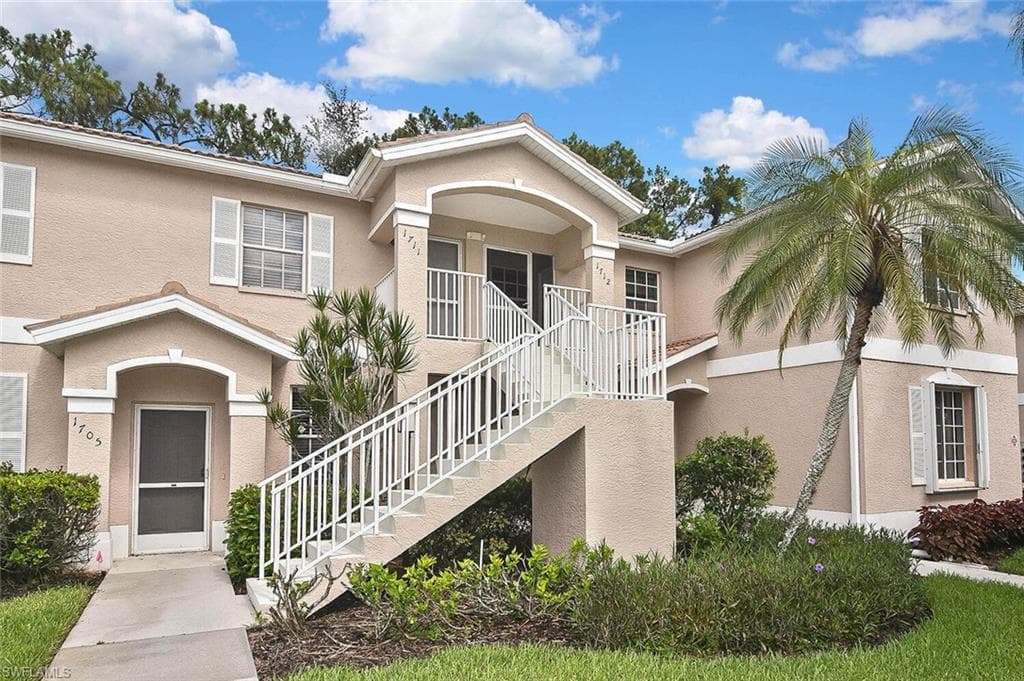 8075 Tiger Cv 1711, Naples, FL 34113-2