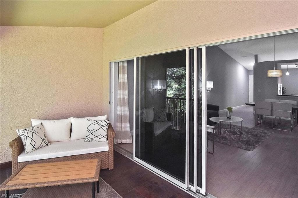 8075 Tiger Cv 1711, Naples, FL 34113-40