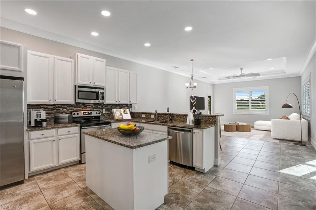 9923 Via San Marco Loop, Fort Myers, FL 33905-8