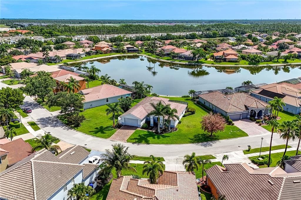 9923 Via San Marco Loop, Fort Myers, FL 33905-3
