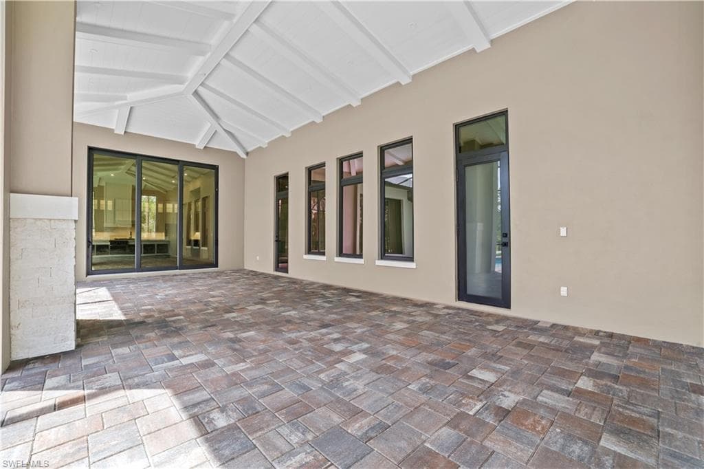 5174 Sycamore Dr, Naples, FL 34119-21