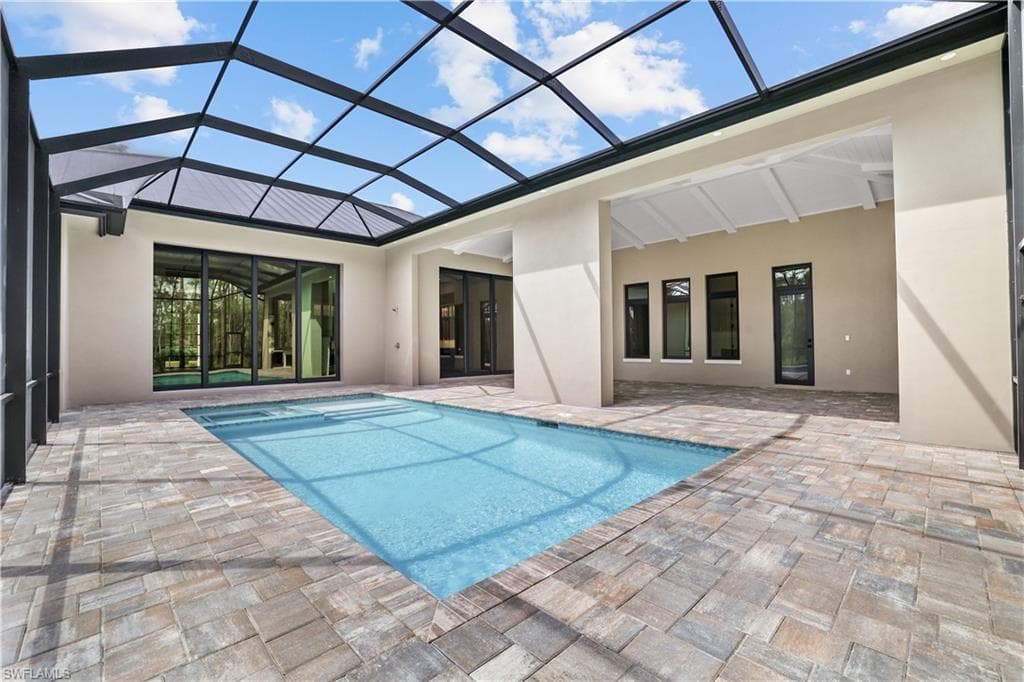 5174 Sycamore Dr, Naples, FL 34119-22