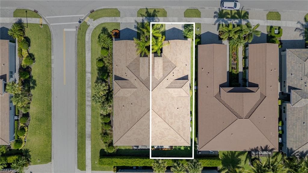 28479 Burano Dr, Bonita Springs, FL 34135-33