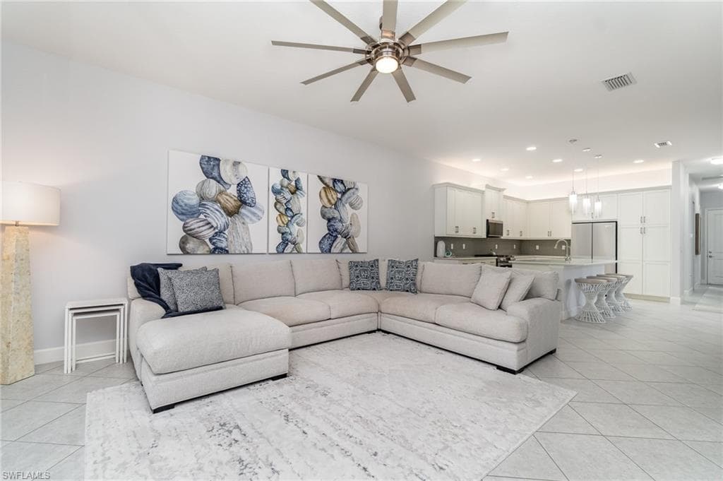 28479 Burano Dr, Bonita Springs, FL 34135-8