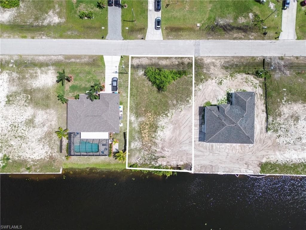 2839 6th St, Cape Coral, FL 33993-4