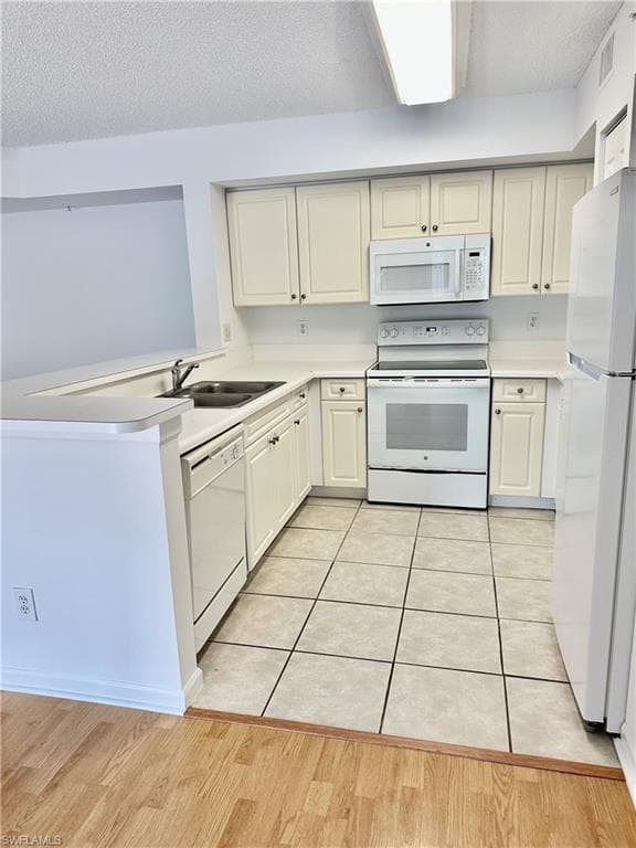1260 Wildwood Lakes Blvd 204, Naples, FL 34104-6
