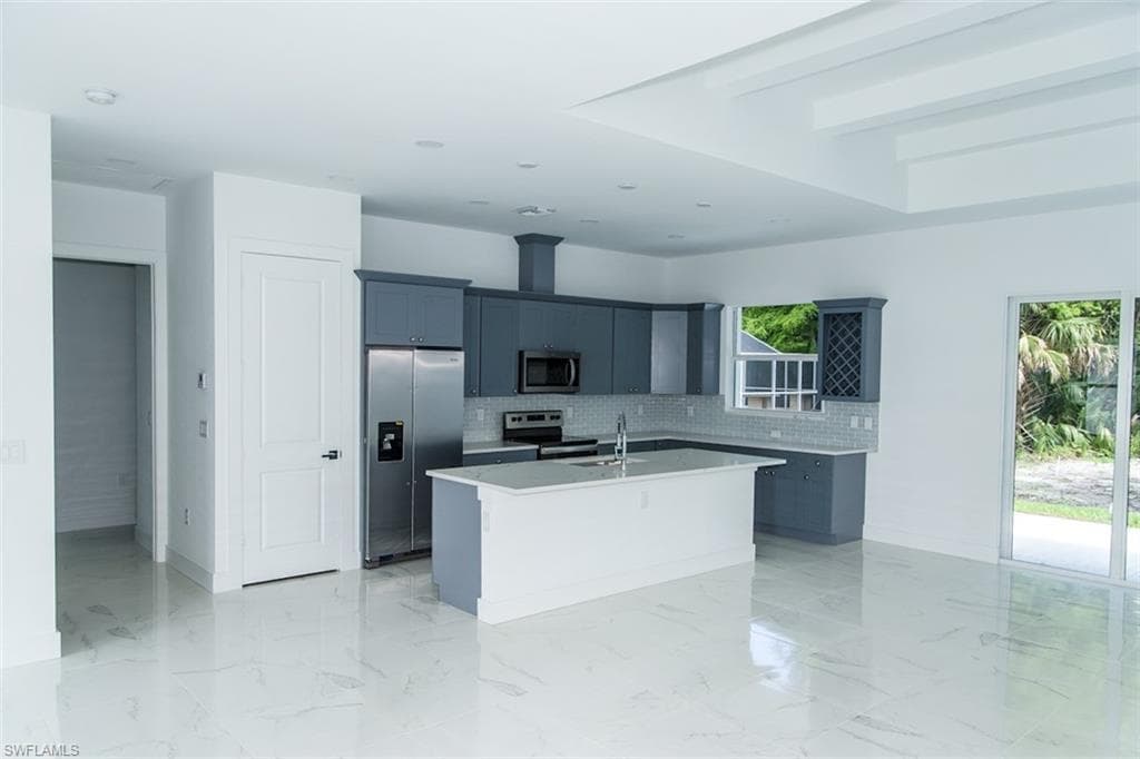 3611 56th St W, Lehigh Acres, FL 33971-5