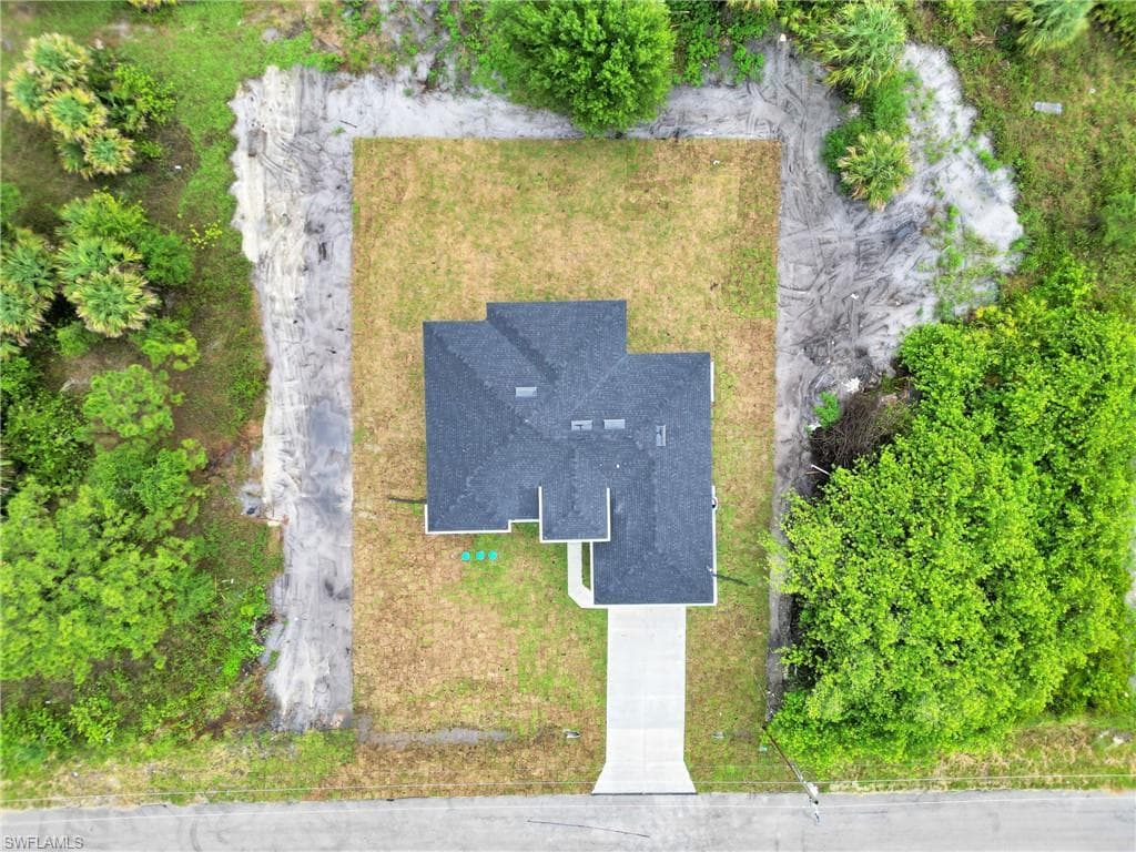 823 Hoosier St E, Lehigh Acres, FL 33974-4
