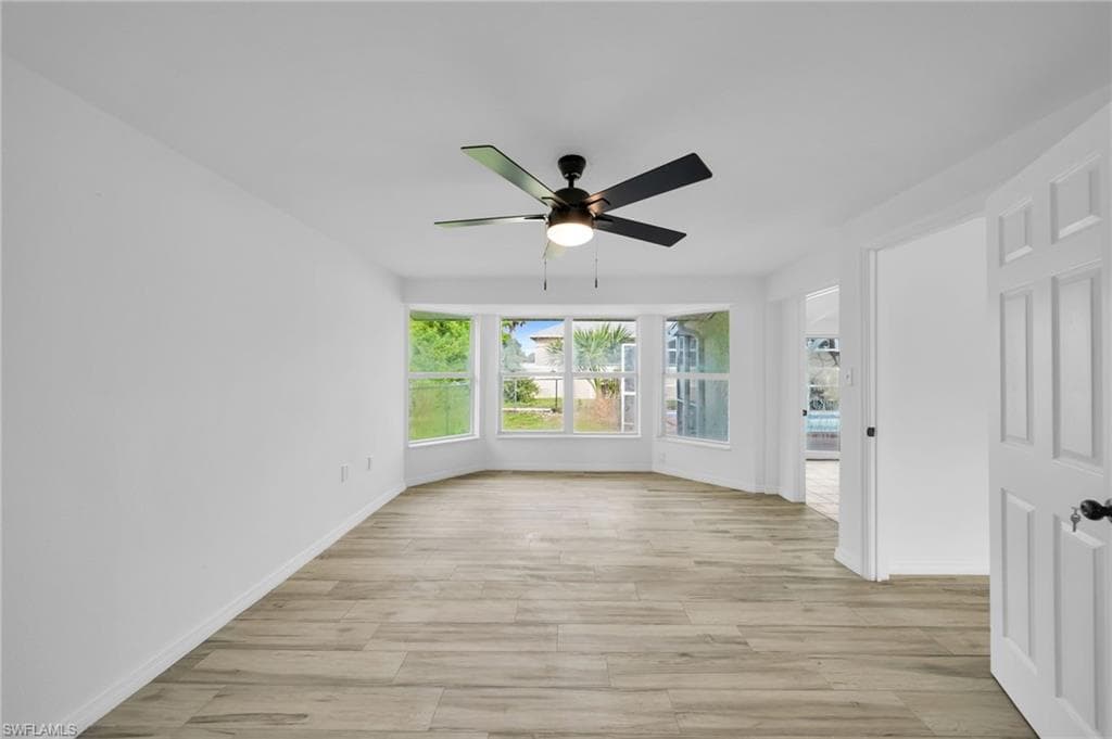 3307 Pinetree St, Port Charlotte, FL 33952-19