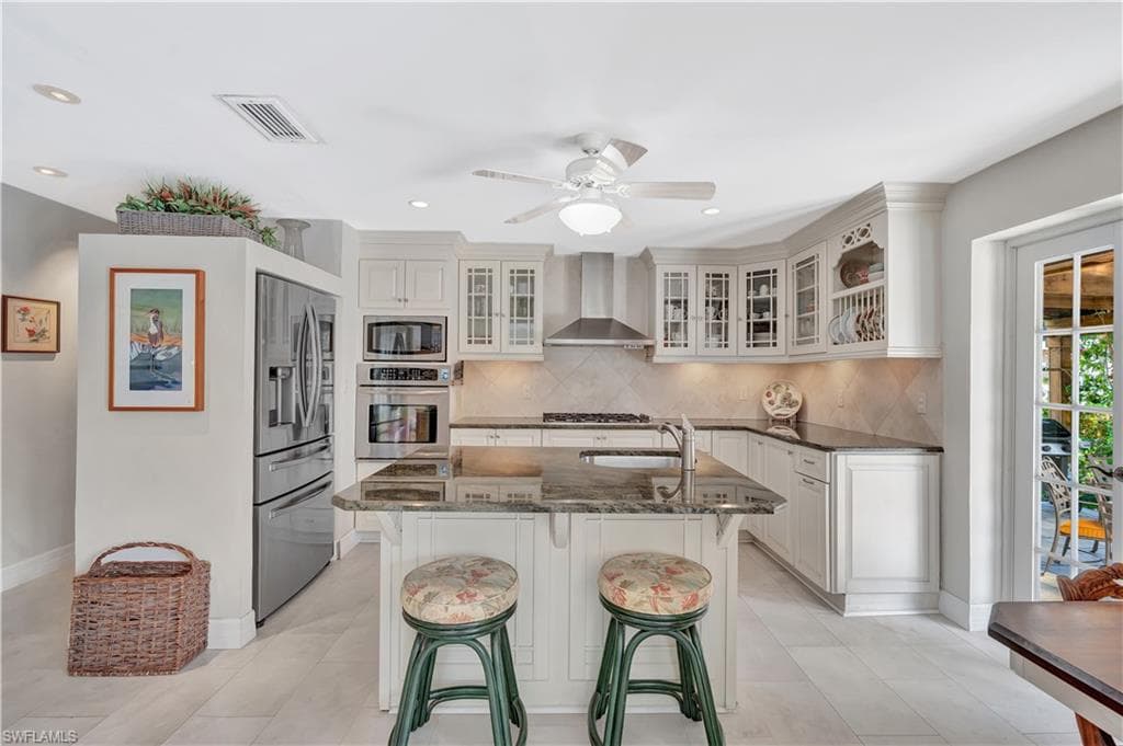 1407 Marlin Dr, Naples, FL 34102-21
