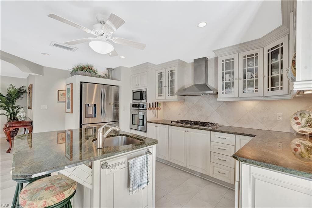1407 Marlin Dr, Naples, FL 34102-22