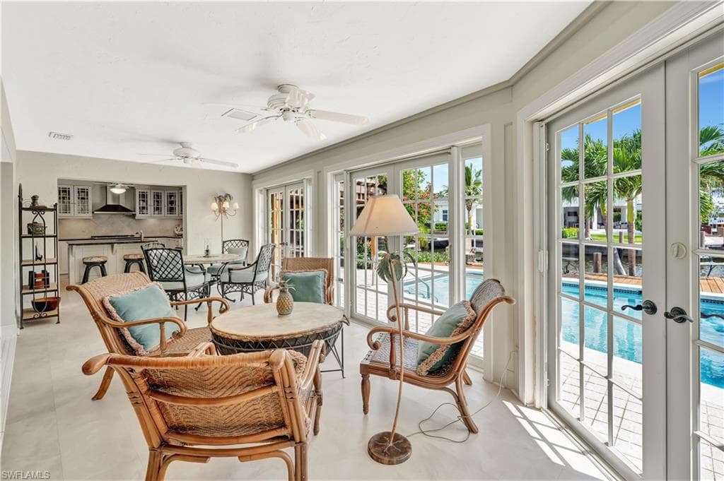 1407 Marlin Dr, Naples, FL 34102-36