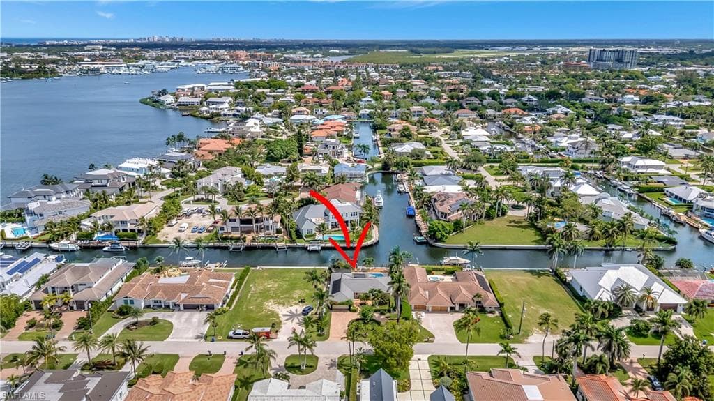 1407 Marlin Dr, Naples, FL 34102-43