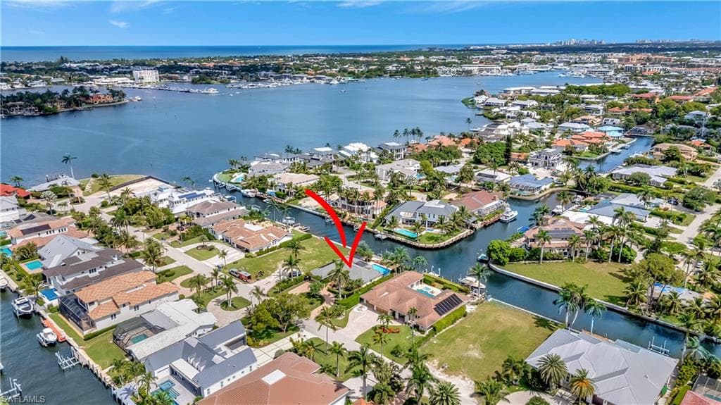 1407 Marlin Dr, Naples, FL 34102-5