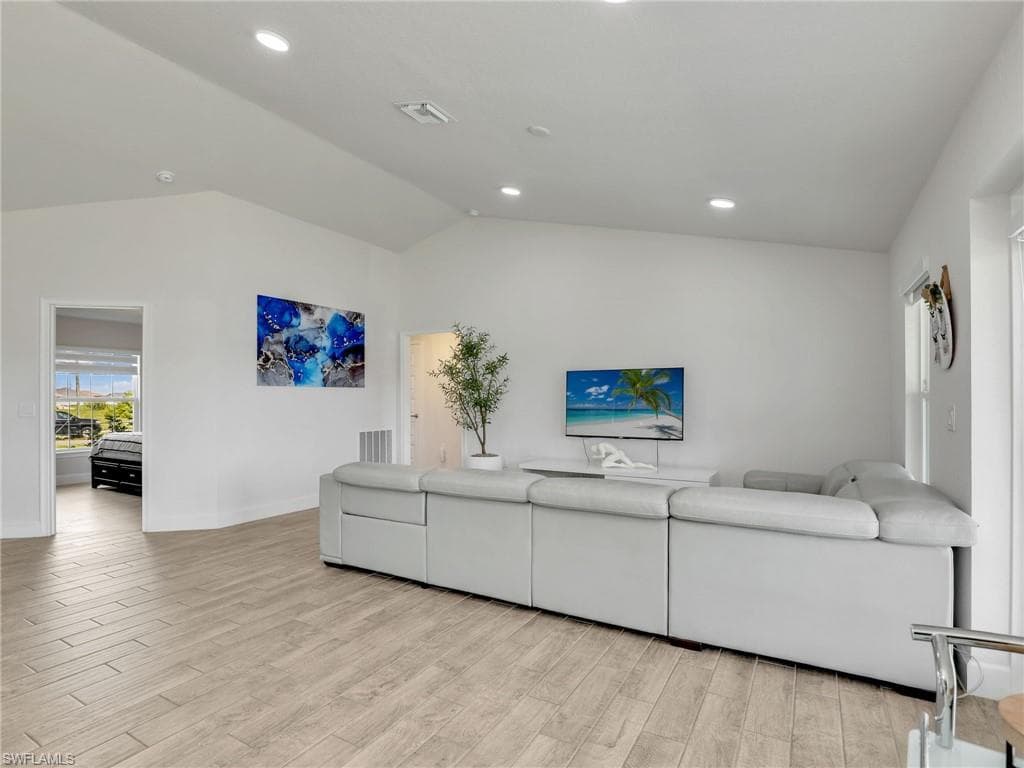 2405 Nelson Rd N, Cape Coral, FL 33993-26