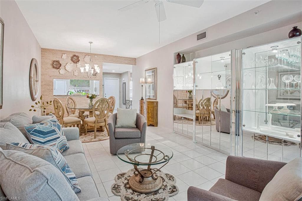 6605 Huntington Lakes Cir 103, Naples, FL 34119-12