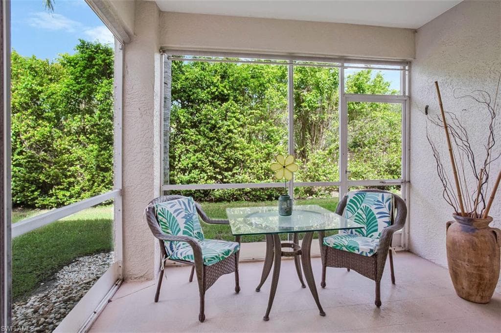 6605 Huntington Lakes Cir 103, Naples, FL 34119-14