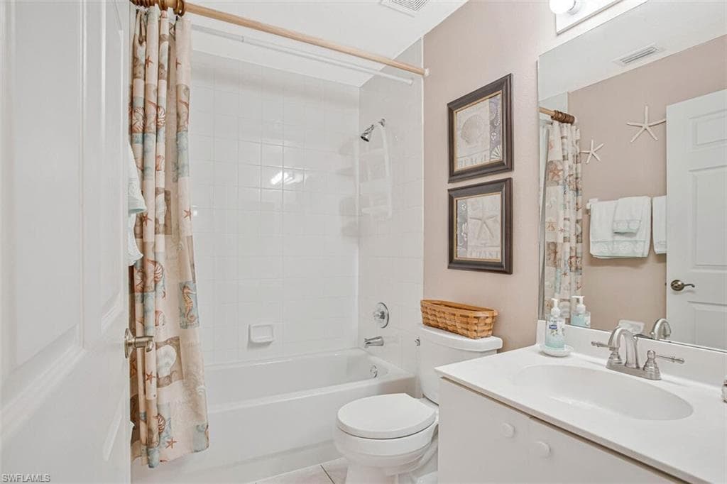 6605 Huntington Lakes Cir 103, Naples, FL 34119-23